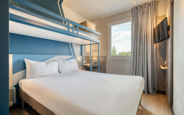 ibis budget Orly Chevilly Tram 7