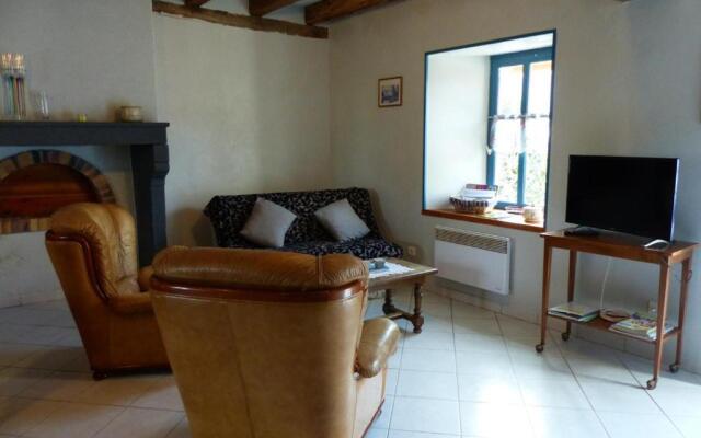 Gîte Louchy-Montfand, 3 pièces, 4 personnes - FR-1-489-178