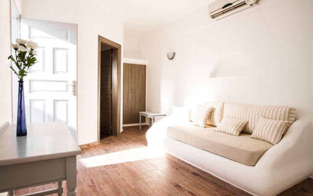 Villa Iliovasilema Santorini