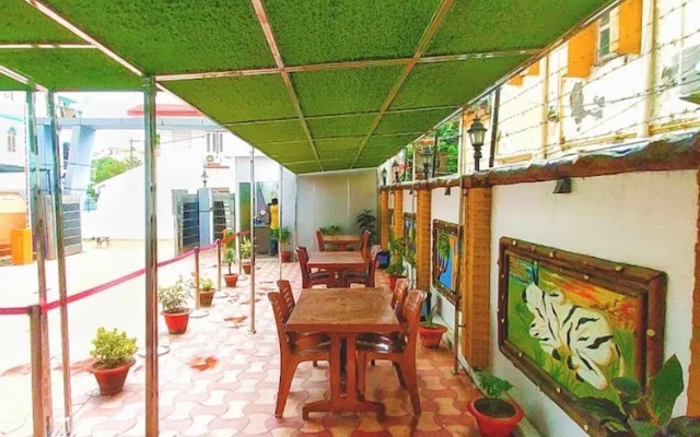 Hotel FrontLine Residency Patna