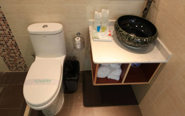 Zhantan Courtyard Hotel