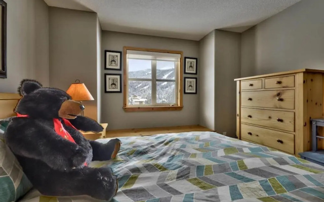 Crystal Forest #40 By Bear Country