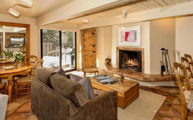 Standard Two Bedroom - Aspen Alps #106