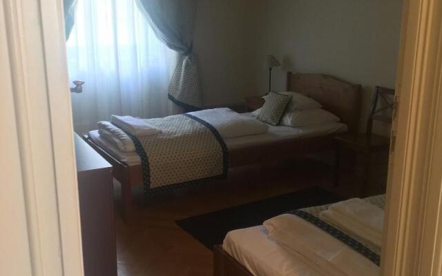 Károlyi Kastély Hotel & Restaurant