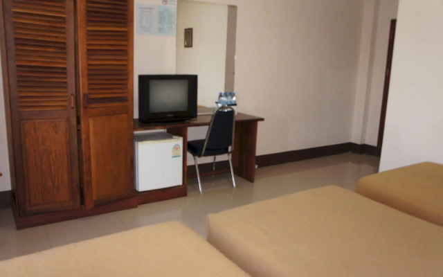 Chaleunehoung Hotel