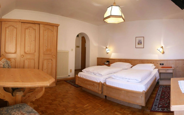 Hotel Dolomiti Madonna