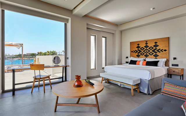 Castello Infinity Suites - Adults Only