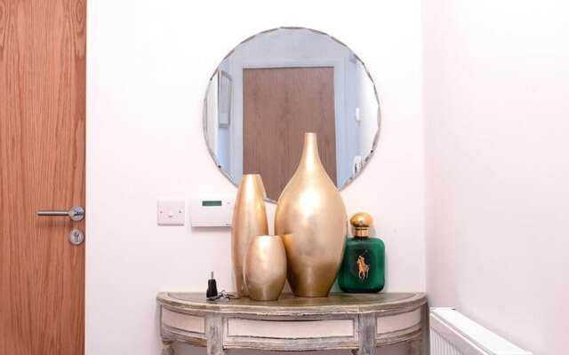 Number Eleven, beautiful 5 star apartment in Deganwy