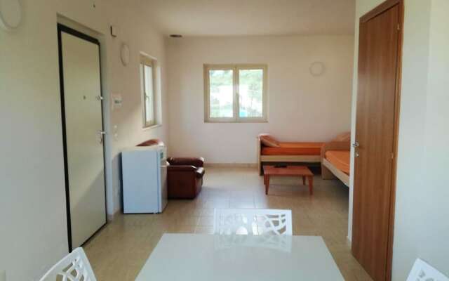 Apartment With one Bedroom in Vieste, With Furnished Terrace