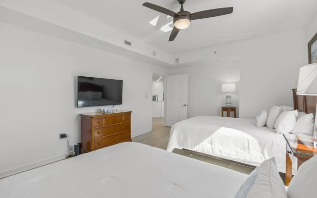 2002p 2 Bedroom Condo
