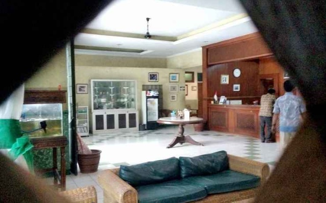 Hotel Transit Bekasi – Guest Rooms – Bekasi