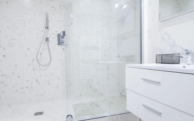 Dreamyflat - facing the Louvre