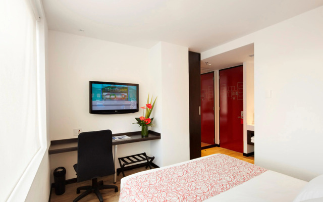 Hotel B3 Virrey