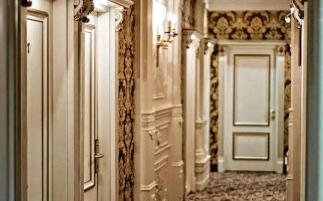 Royal Hotel De Paris