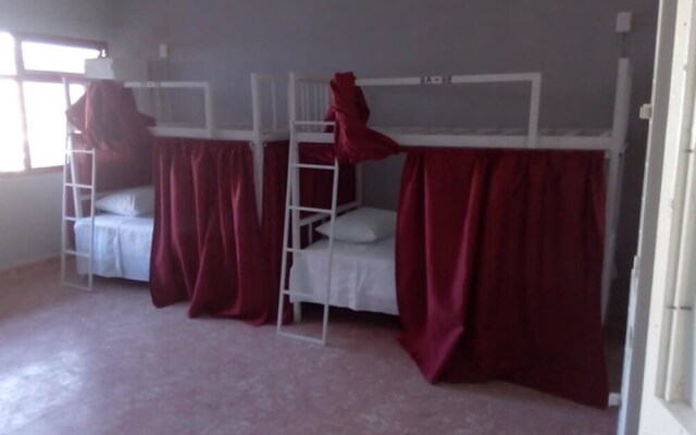 Posada Y Hostal Del Parque - Hostel