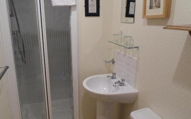 Linden Lodge Guest House - B&B