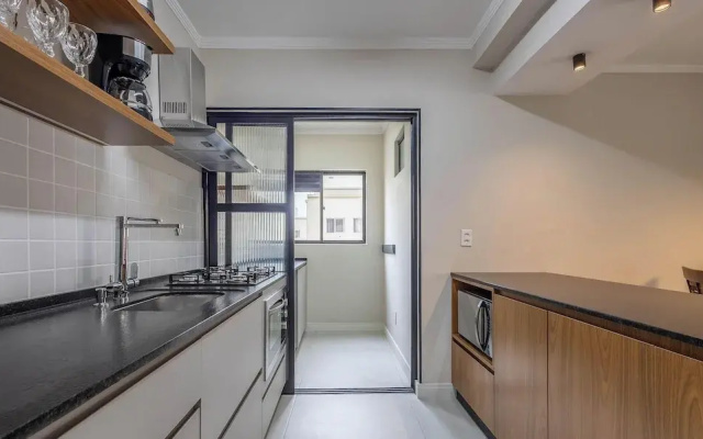 3-bedroom Apt 400m From the Beach Mdv0602