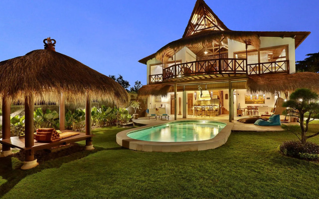 Breezy Point Villas
