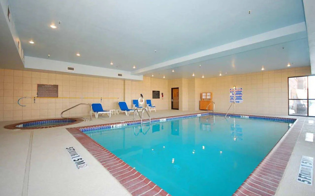 Hampton Inn & Suites Borger