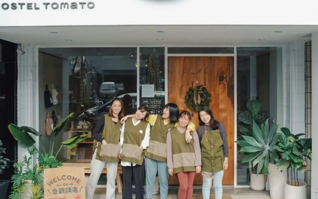 Hostel Tomato