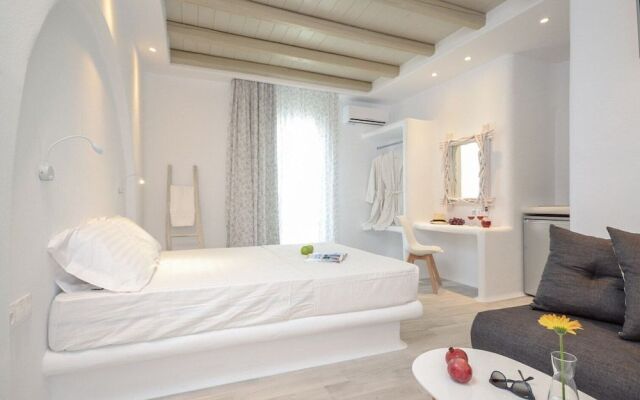 Naxian Spirit Suites & Apartments
