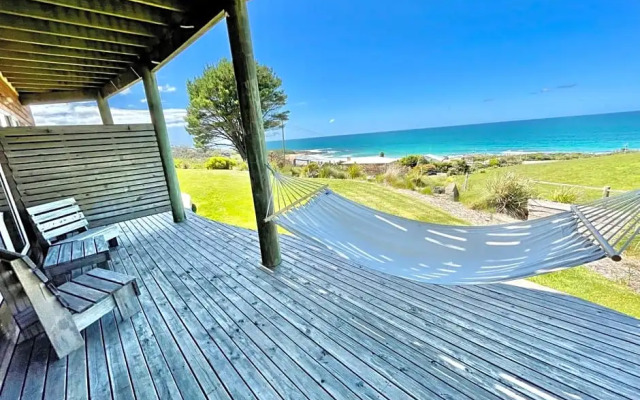 Castaways Apollo Bay