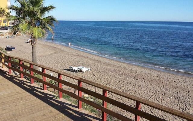 Mi Capricho Luxury Apartament by the Sea