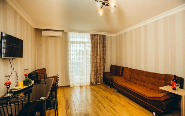 Sea Towers Suite