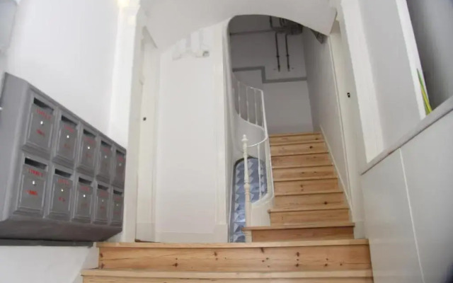 Apartamento Mouraria Guesthouse