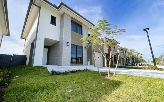 Lovely Wonderlux House 5BR by FL Keys MIA Marina