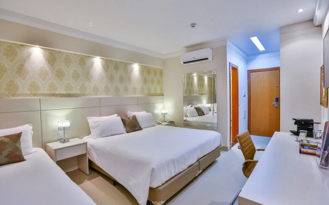 Golden Lis Hotel Boutique