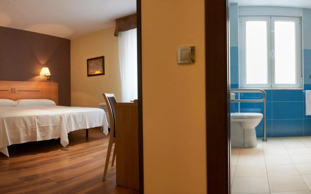 Hotel 40 Nudos