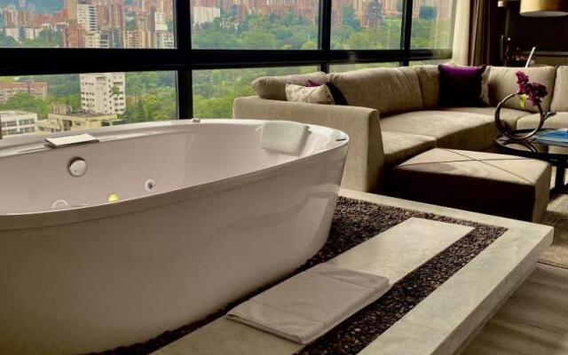 York Luxury Suites Medellín