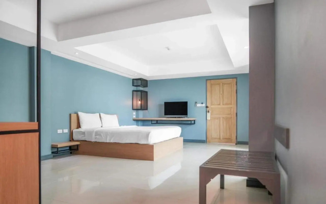 Nora Lakeview Hotel