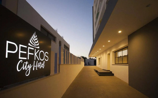 Pefkos Hotel