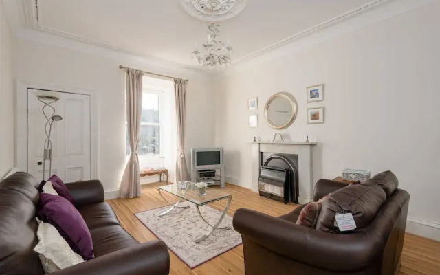 Traditional 3 bed Apartment Stockbridge