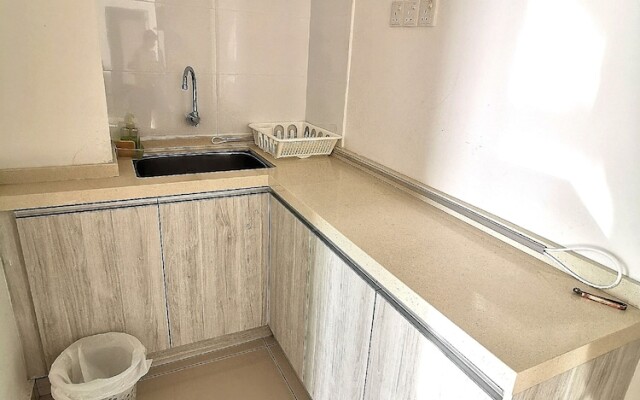 Mansion One Service Suite