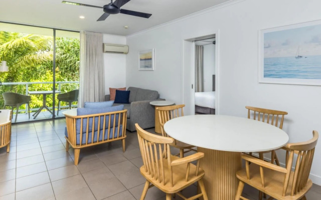 Oaks Cairns Hotel