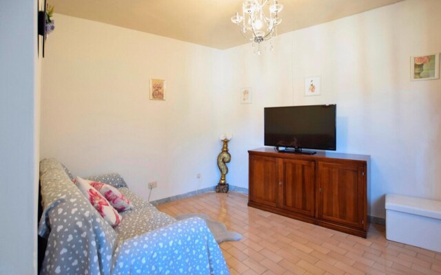 Awesome Home in Loc. Pontemazzori With Jacuzzi, Wifi and 2 Bedrooms