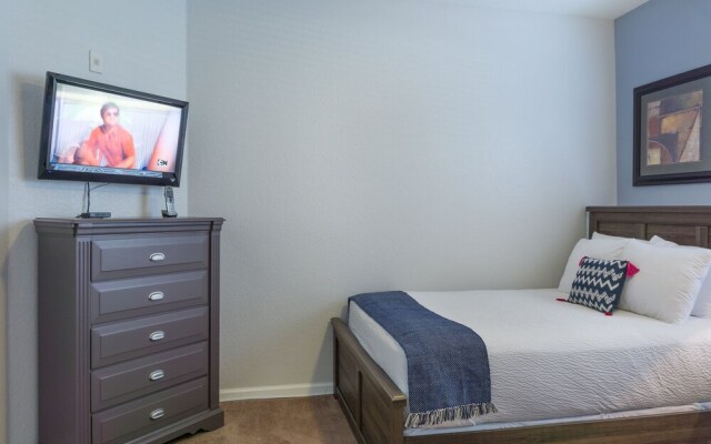 Casa Magnolias Deluxe 3 Bedroom Condo by RedAwning