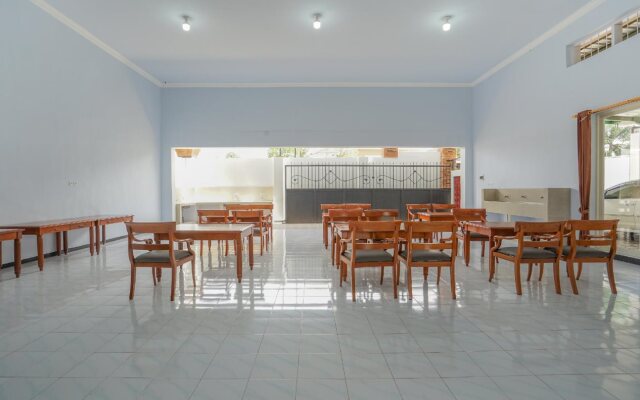 Raka Residence Banyuwangi Syariah By OYO Rooms