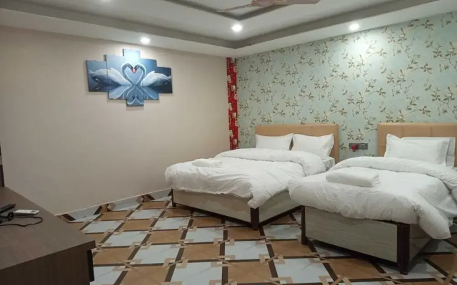 Hotel Dev Inn