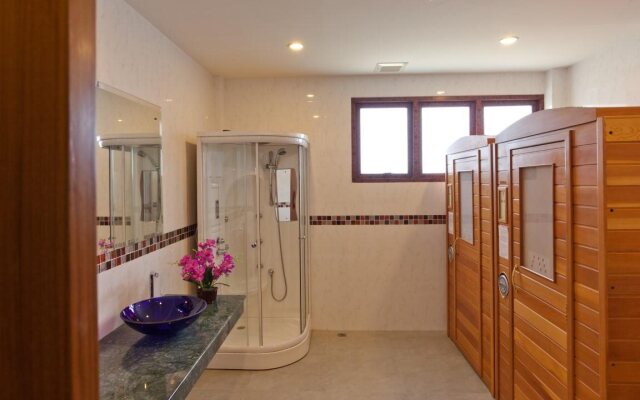 RK Riverside Resort & Spa