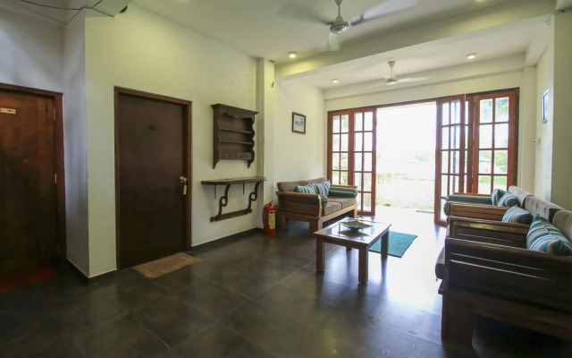 OYO 389 Bay Beach Hotel