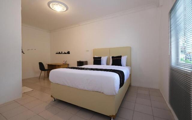 Dewi Residence 1