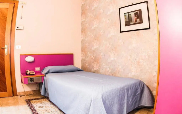 Antum Hotel