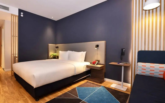 Holiday Inn Express Luanchuan