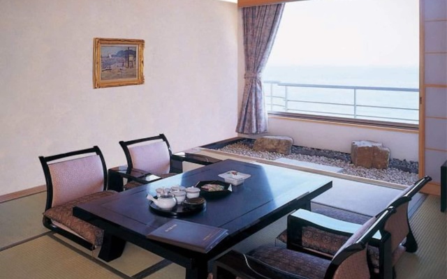 Izu Atagawa Hot Spring Family Hotel, Kaishunro – Guest Rooms – Higashiizu