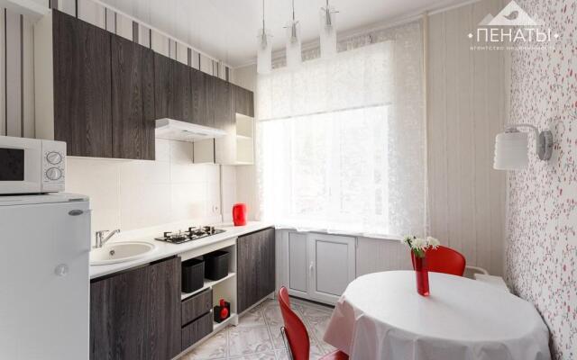 Две Подушки на улице Маяковского