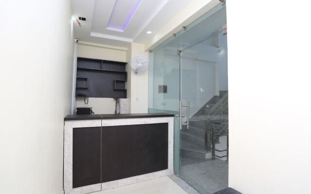 OYO 37381 Hotel The Elite Inn